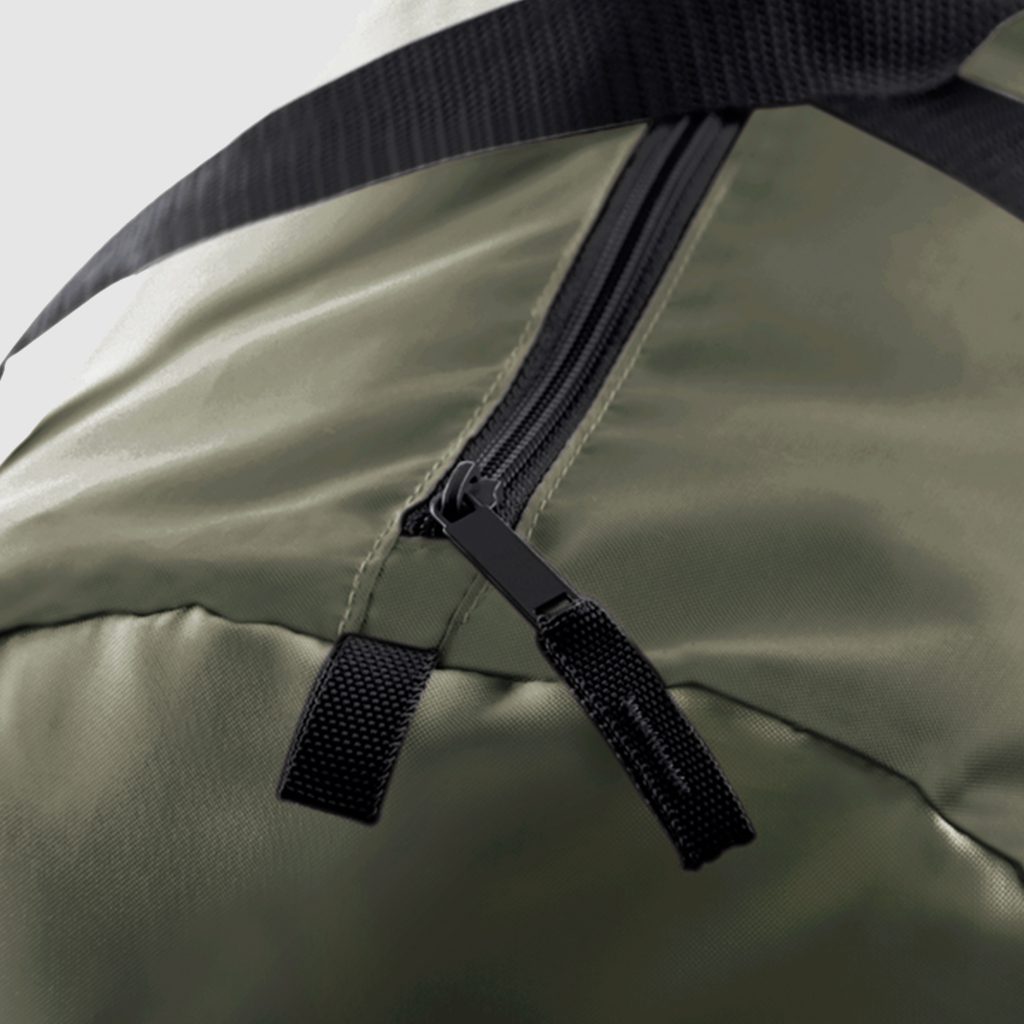 Zip Detail On Polyester Packable Barrel Bag - Bag Workshop