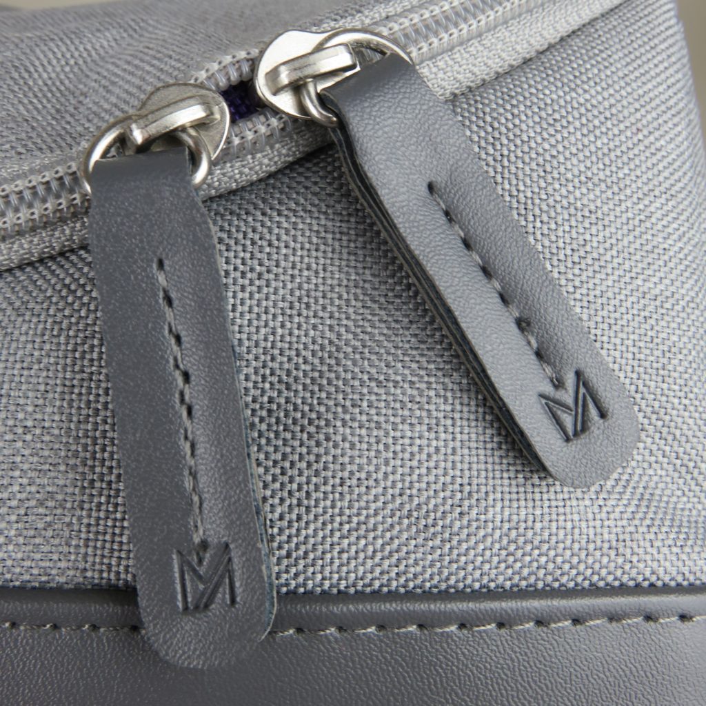 custom vegan yoga bag with embossed vegan leather zip pull