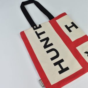 Flat tote bag with HUNTER BOOTS print